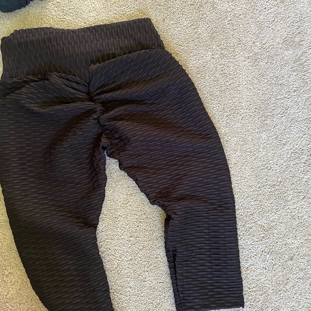 Black leggings